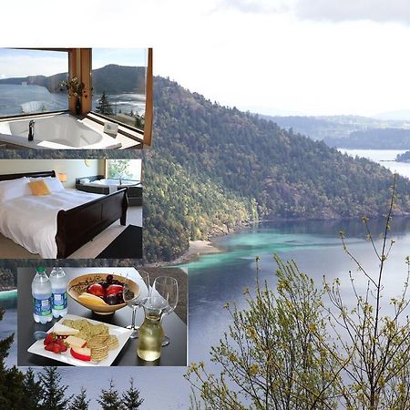 Moon Water Lodge Malahat Eksteriør billede