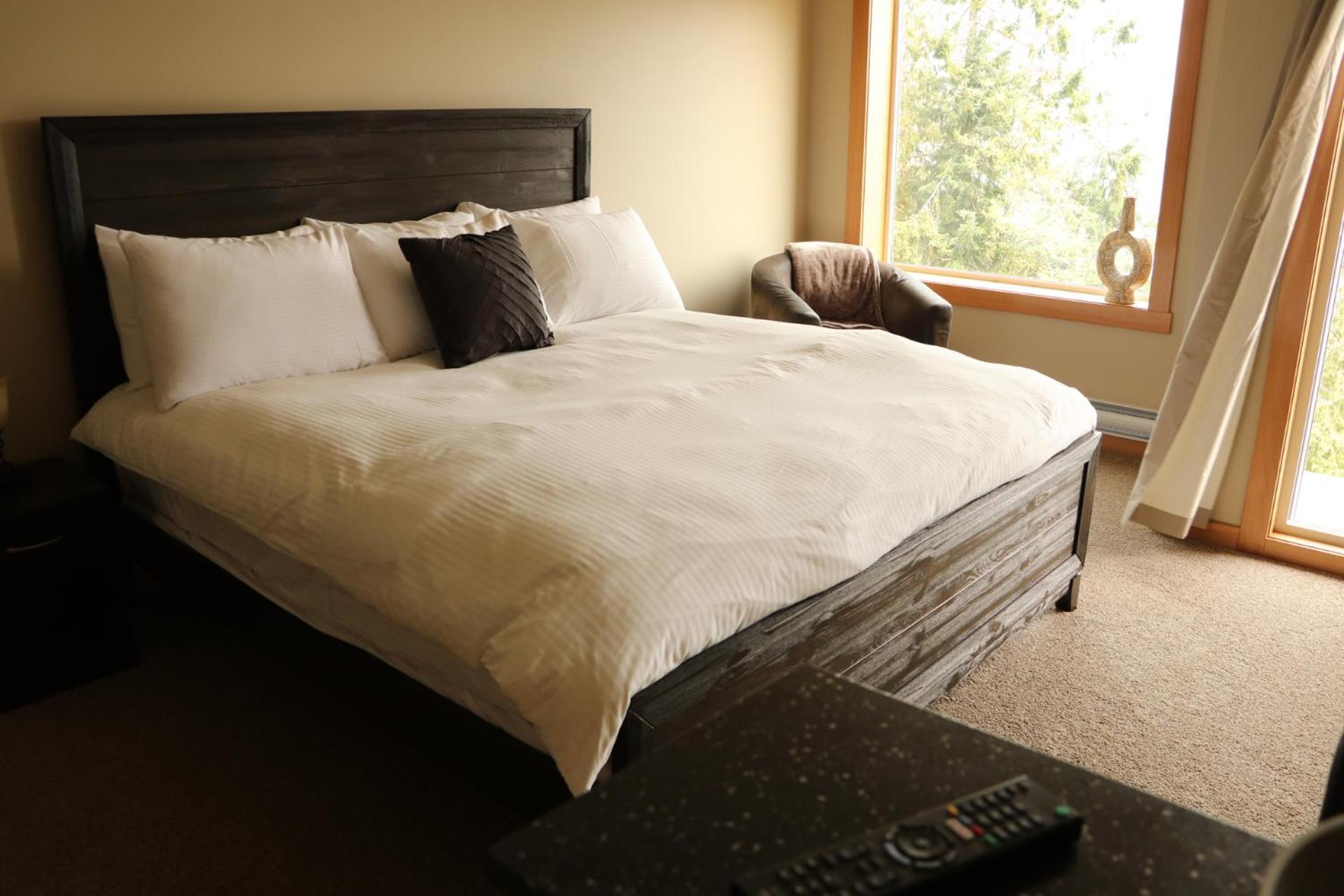 Moon Water Lodge Malahat Eksteriør billede