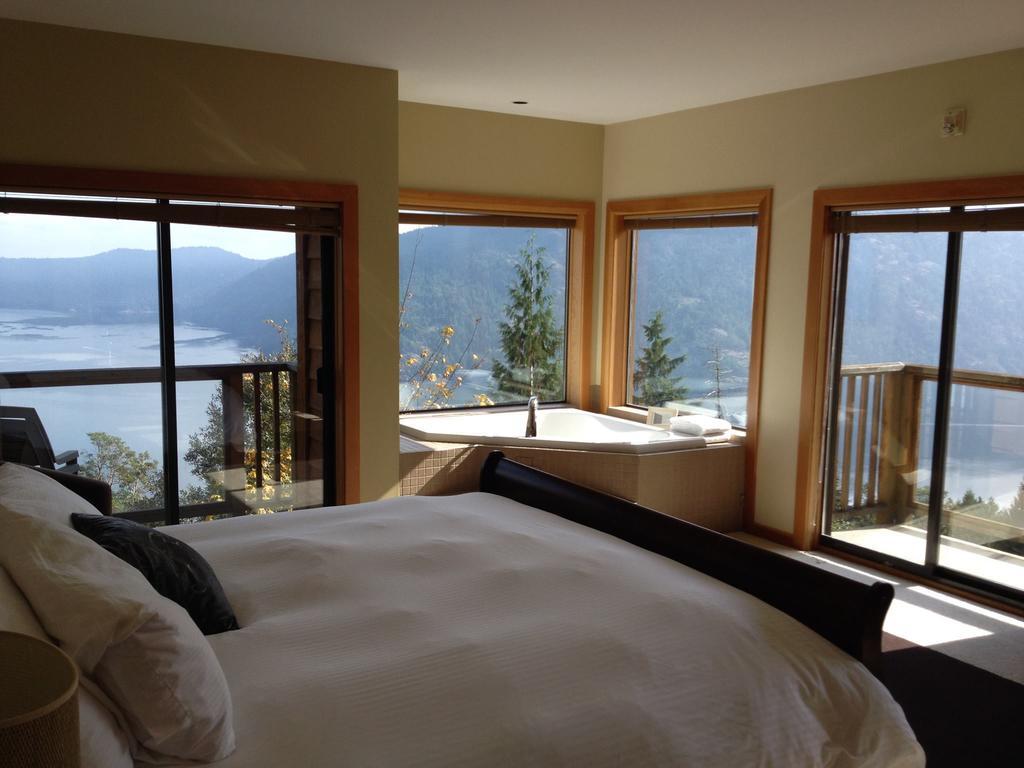 Moon Water Lodge Malahat Værelse billede
